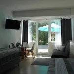 Bed & Breakfast Blekitne Tarasy 3*