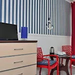 Blekitne Tarasy 3*
