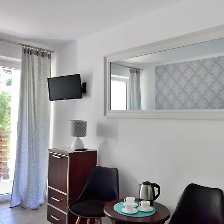 Oda ve Kahvaltı Błekitne Tarasy 3*