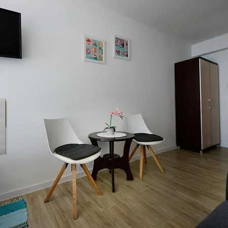 Blekitne Tarasy Alojamento de Acomodação e Pequeno-almoço 3*